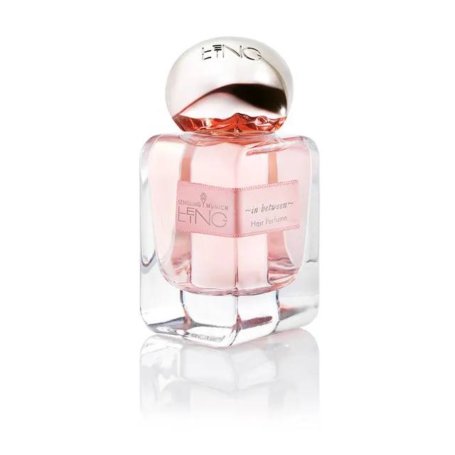 lengling-munich-in-between-hair-perfume-haarduft-mit-pflege image 1